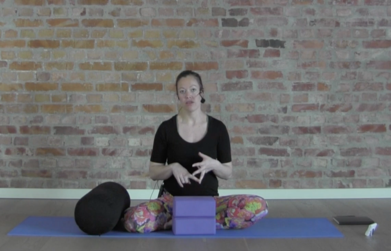 INTRODUKSJON TIL PROGRAMMET "YOGA FOR AKTIVE GRAVIDE"