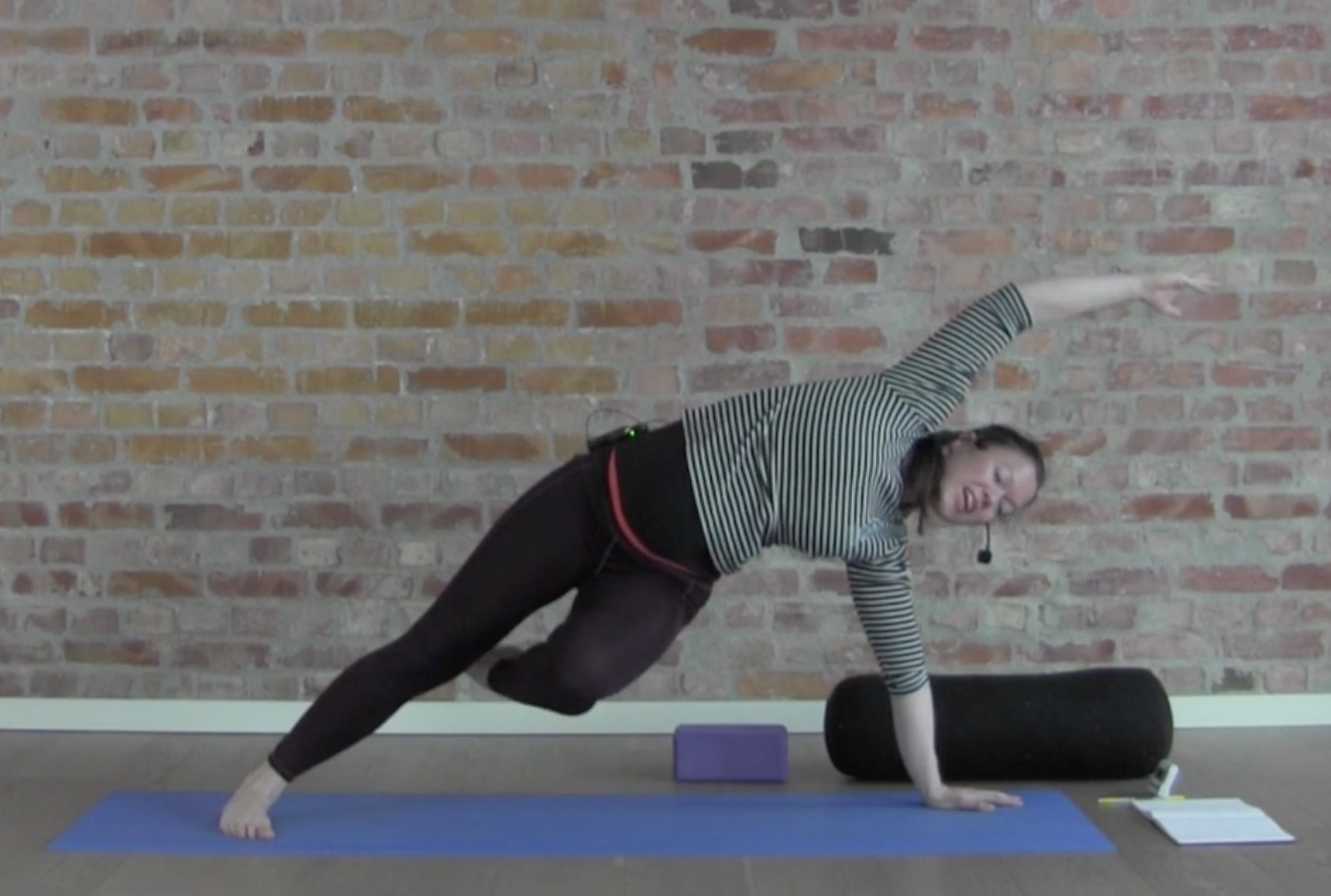 YOGAFLOW FOR OVERKROPPEN, 2. TRIMESTER