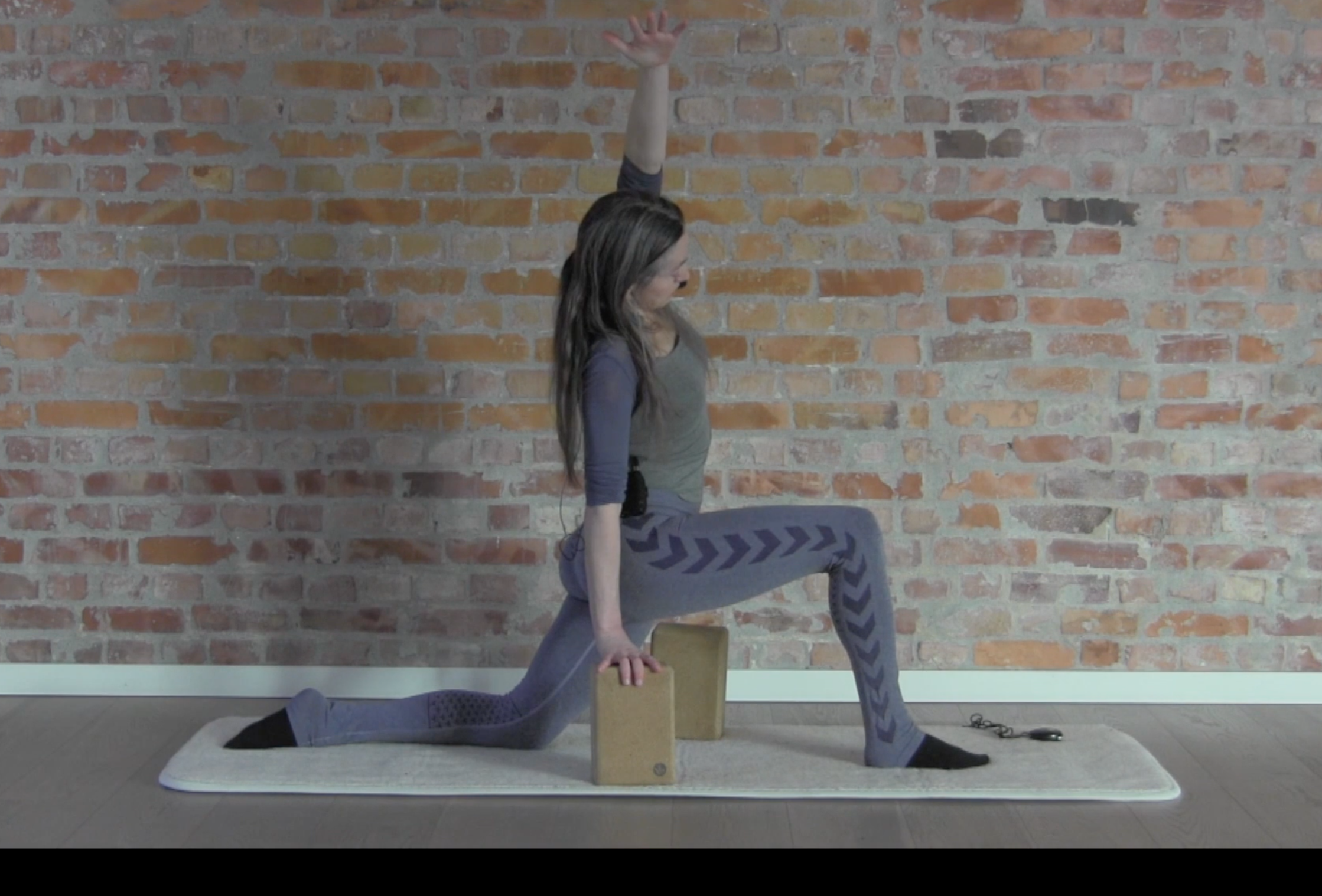 12 MIN FOR HOFTER, 27