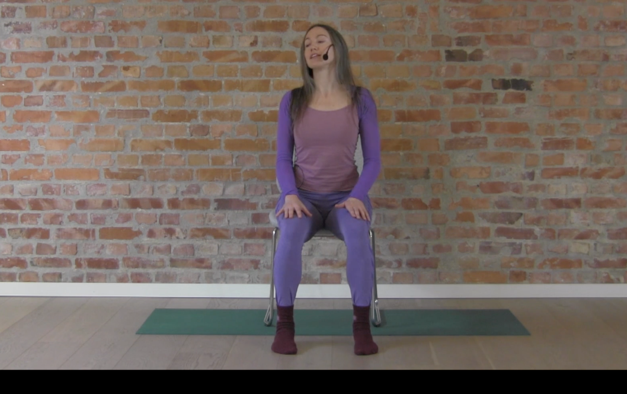 KONTOR-YOGA ENKLE BEVEGELSER