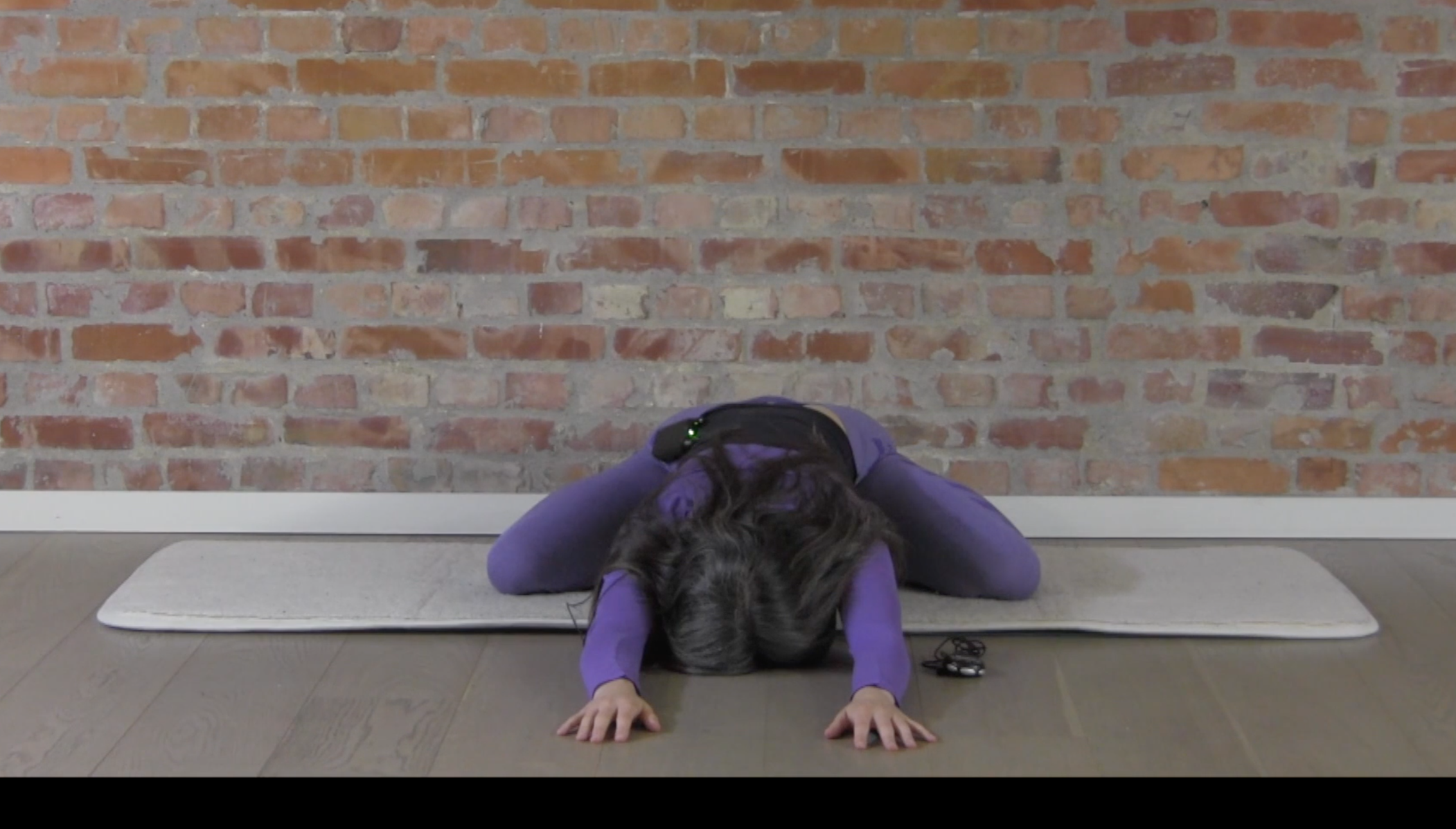 YIN MEDITASJON - HOFTE OG RYGG