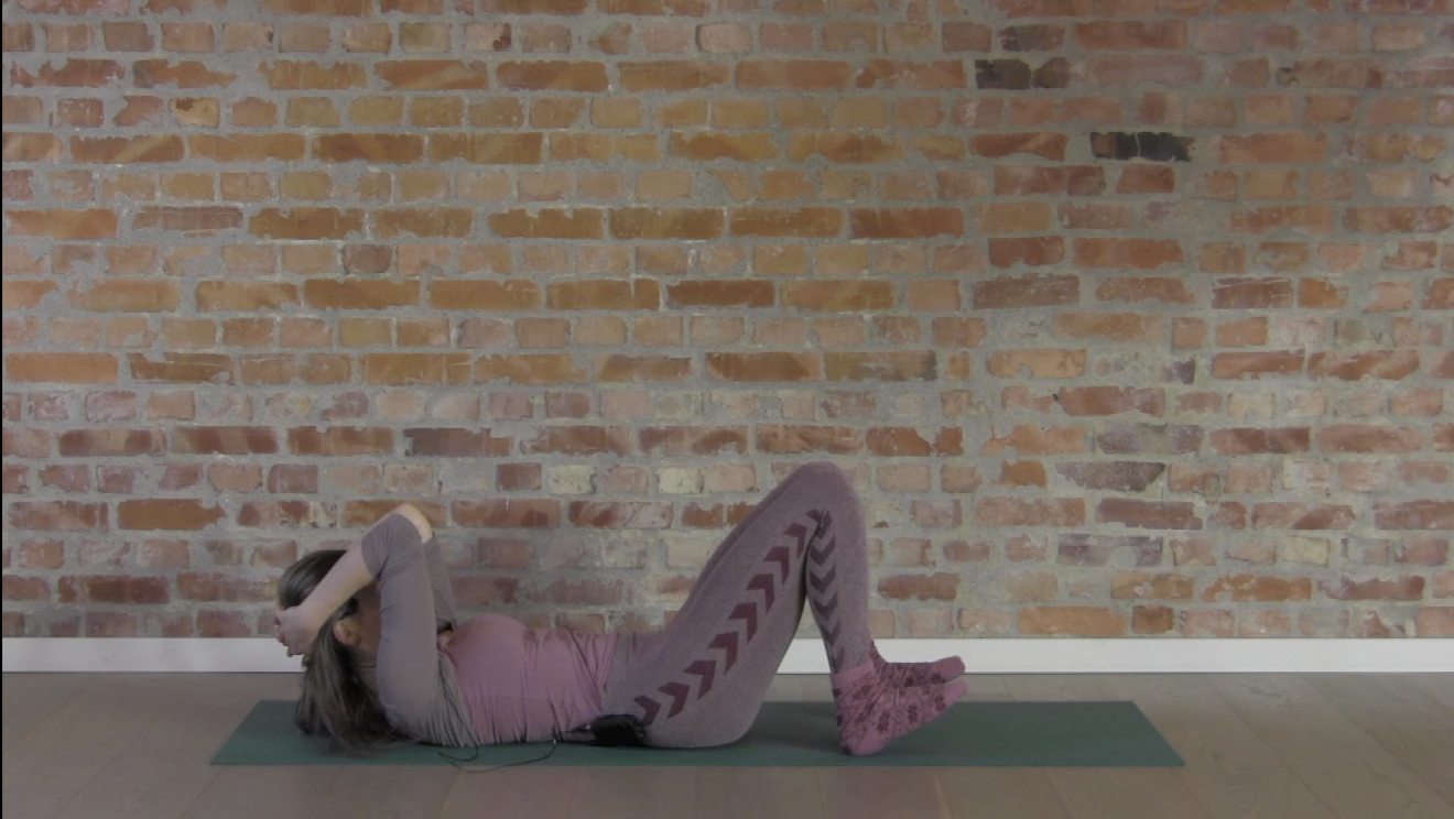 "KRUM OG SVAI" MED BEN OG ARMER